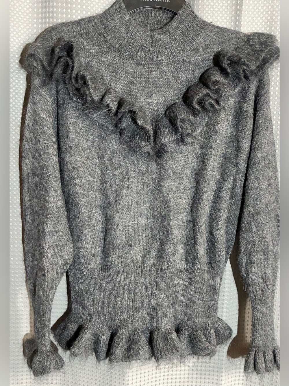 Zara Mohair Ruffle Sweater Sz M Gray Turtle Neck Winter Warmth